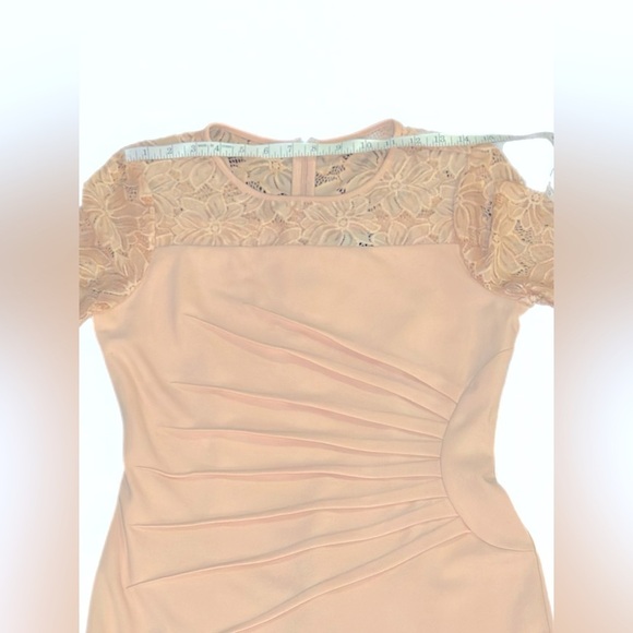 Timeless Ivanka Trump Lace Sleeve Dress - Size 8, Perfect for Any Occasion! - Picture 12 of 16